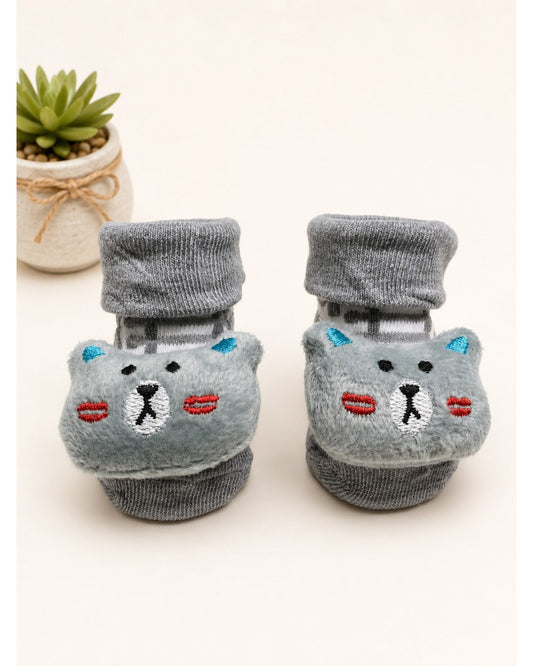 ChiqChaps grey bear face socks for kids